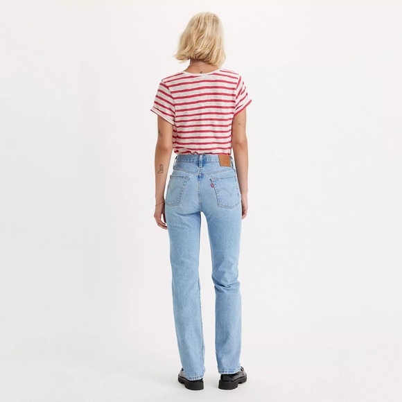 Classic Levi’s 501 Button Fly - Picture 2 of 4